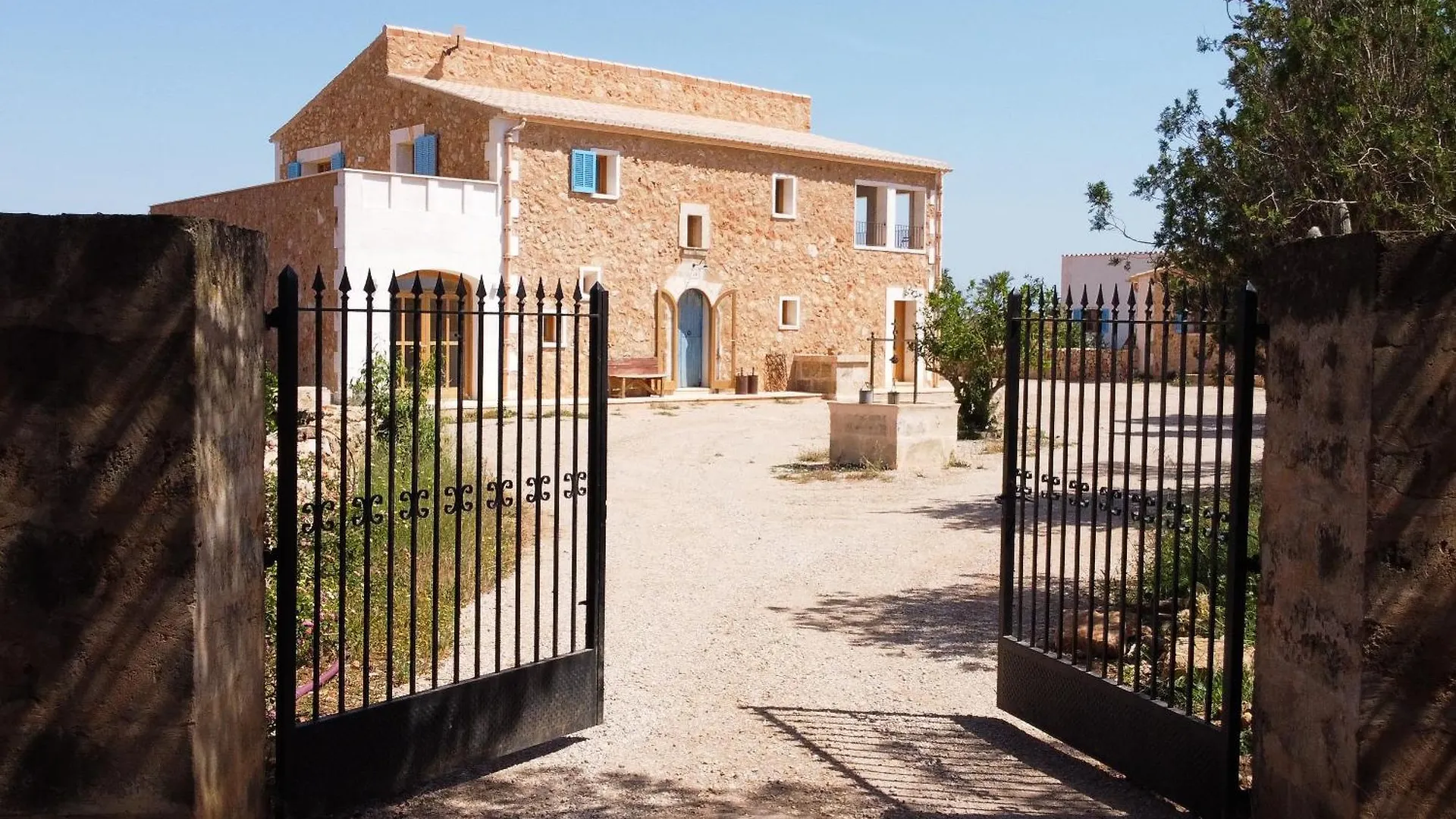 Blue Door Mallorca Cas Concos